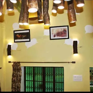 Monalisa , Varanasi Indien