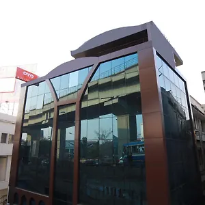 Oyo 7771 Ern Station Kochi