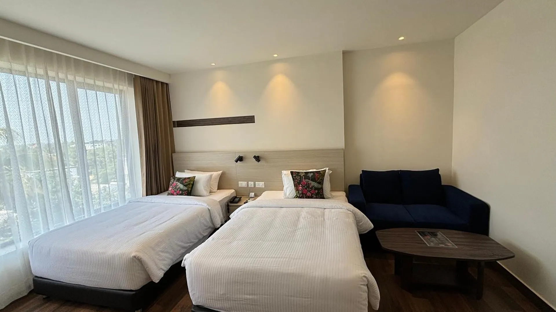 Presidency Airport Hotel Kochi 4*,  India